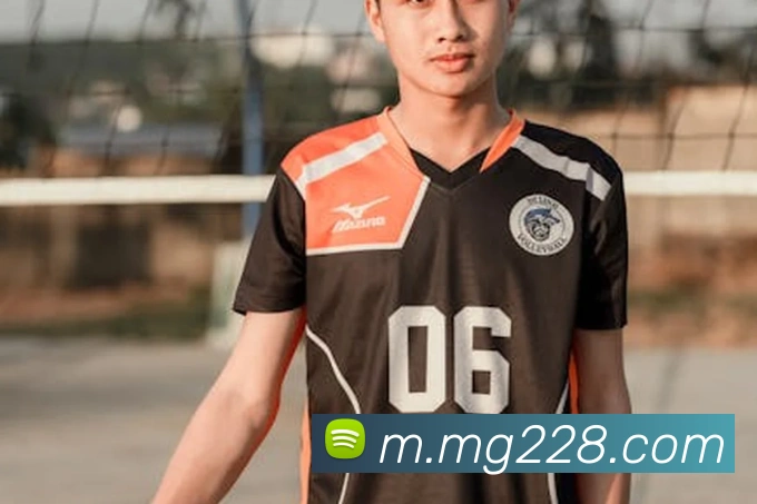 MG冰球突破品牌故事